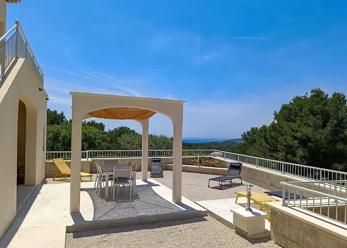 Appartement Vue Mer Avec Jardin En Pleine Nature
